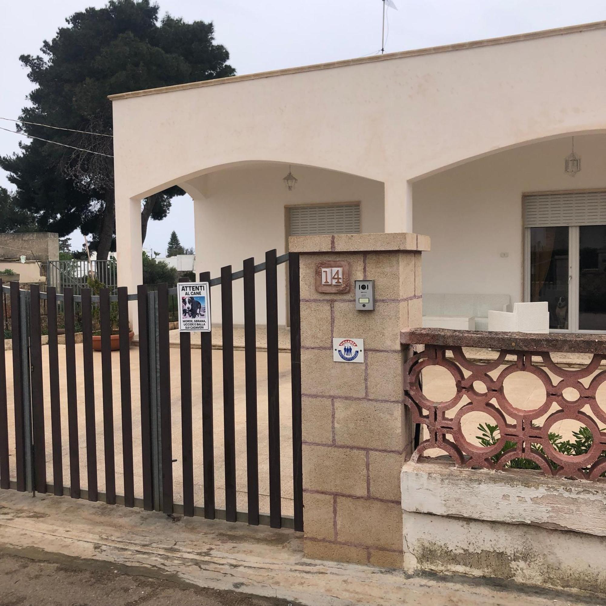 Casa Renjinella Torre Suda Villa Bagian luar foto